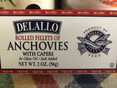 Rolled fillets of anchovies with capers