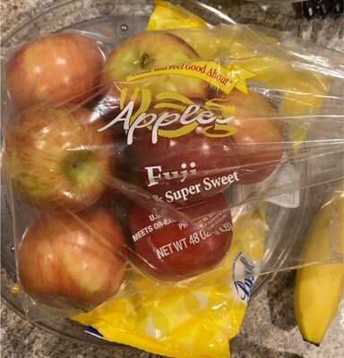 Fuji aromatic juicy apples
