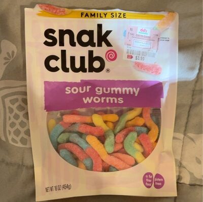 Sour gummy worms