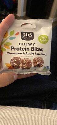 Chewy Protein Bites Cinnamon & Apple Flavored
