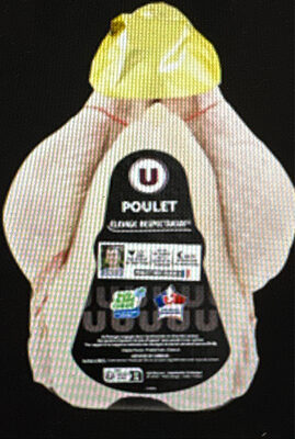 Poulet entier blanc prêt à cuire