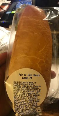 Pain au lait chèvre avocat