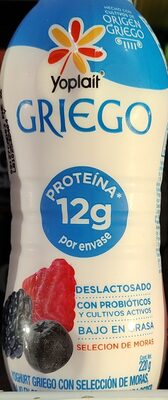 Yogurt griego con selección de moras