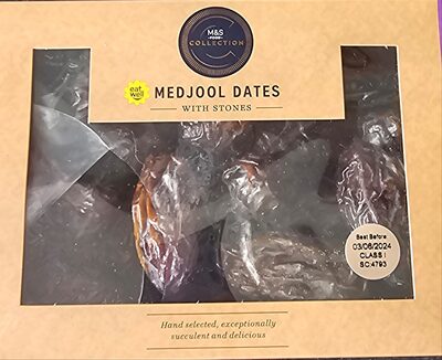 M&S Collection Medjool Datea