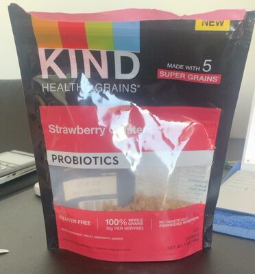 Strawberry probiotic clusters