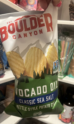 Avocado Oil Kettle Cooked Canyon Cut Potato Chips - Sea Salt