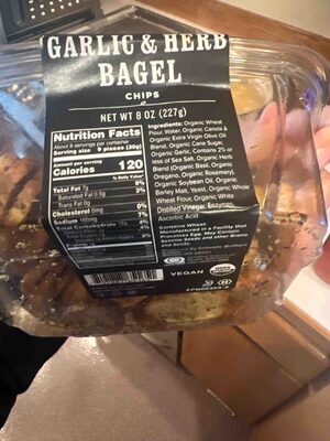 Garlic & Herb Bagel Chips