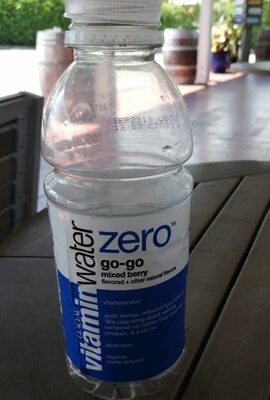 Glaceau, vitamin water zero go-go mixed berry