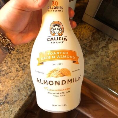 Toasted oats n' almondmilk, toasted oats n' almond