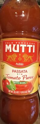 Passata Fine Tomato Puree With Basil Leaf
