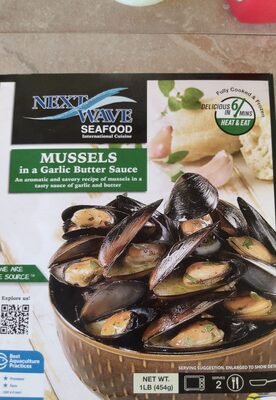 Mussels in a garlic butter sauce, garlic butter