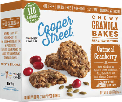 Oatmeal cranberry granola cookie bakes