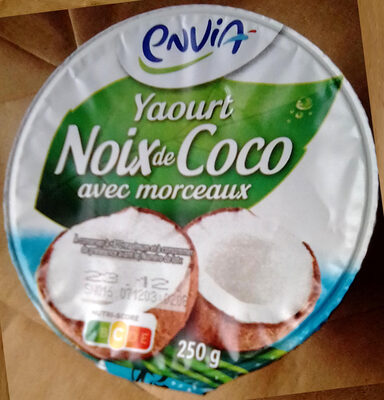 Yaourt -à la Noix de Coco avec morceaux