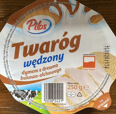 Twaróg wędzony