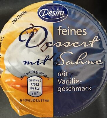 Feines Dessert mit Sahne mit Vanillegeschmack