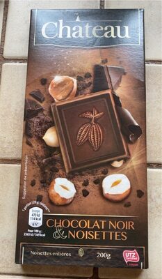 Chocolat noir et noisettes