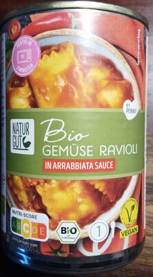 Bio-Gemüse-Ravioli in Arrabbiata-Sauce