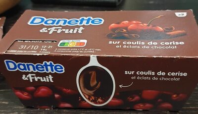 Danette et fruit sur coulis de cerise