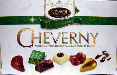 Cheverny Assortiment de chocolats au lait Noirs et Blancs