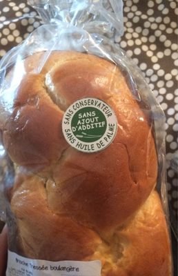 Brioche tressee boulangere