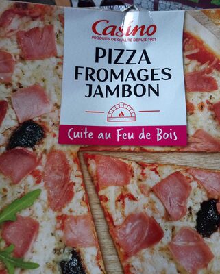 Pizza Fromages jambon cuite au feu de bois