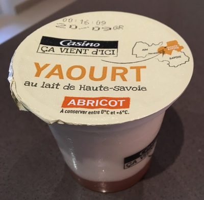 Yaourt au lait de Haute-Savoie - 2 pêche / 2 abricot