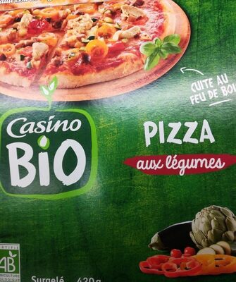 Pizza légumes bio cuite au feu de bois