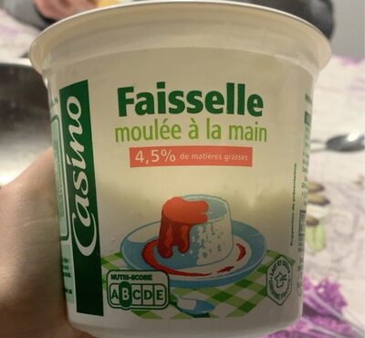 Faisselle moulée à la main , 4,5% de mat. gr. sur produit fini