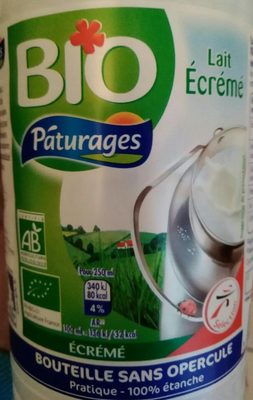 Lait écrémé paturages