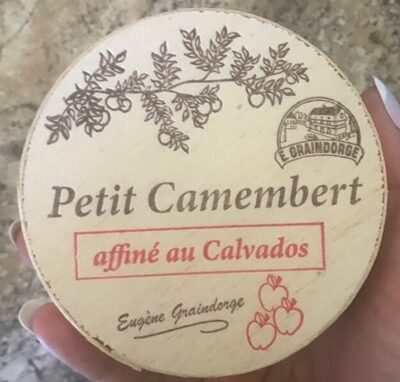 Petit camembert affiné au Calvados