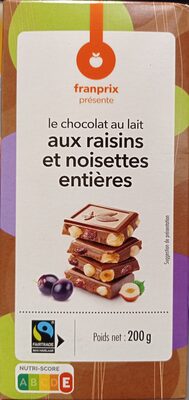 Chocolat lait aux raisins et noisettes entières