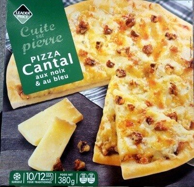 Pizza Cantal aux noix & au bleu