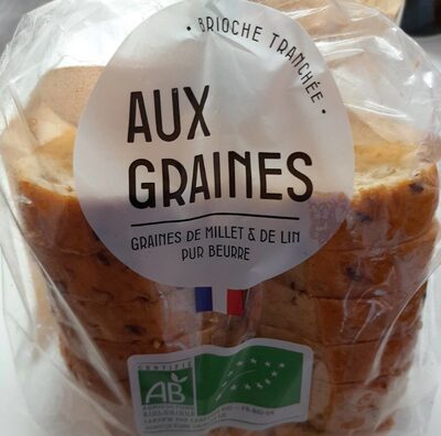 Brioche tranchée aux céréales et graines