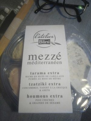 Mezzé méditerranéen, tarama, tzatziki et houmous