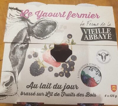 Le Yaourt fermier au lait du jour brassé sur lit de fruits des bois