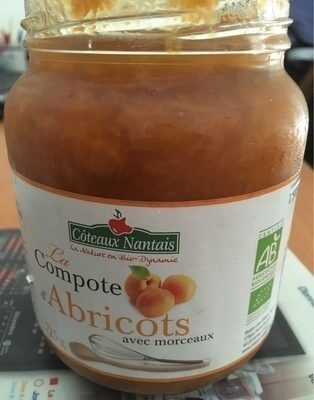 Compote d'abricots avec morceaux