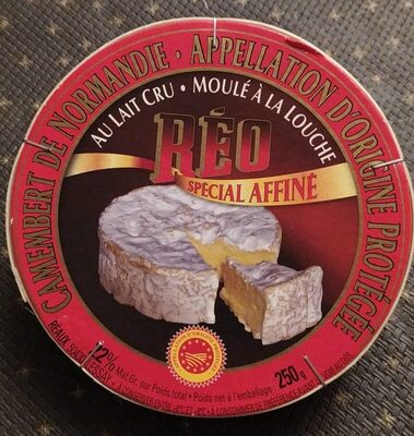Camembert de Normandie AOP au lait cru moulé à la louche