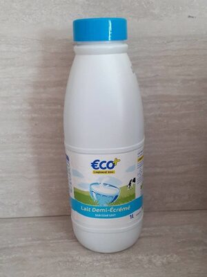 Lait demi-écrémé stérilisé