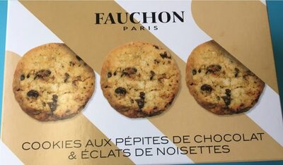 Cookies aux pepites de chocolat et eclats de noisettes