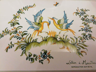 Calinous boîte moustier