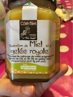 Préparation de miel et de gelée royale