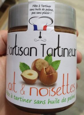 Pate à tartiner aux noisettes