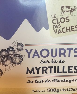 Yaourts sur lit de myrtilles