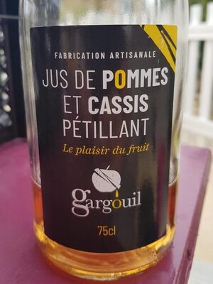 Jus de pommes et cassis pétillant