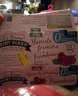 Yaourts fermiers à la  framboise