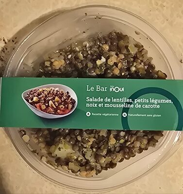Salade de lentilles, petits légumes, noix et mousseline de carottes