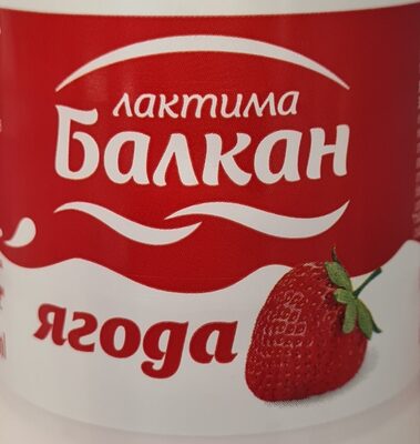 Плодова млечна напитка с аромат на ягода