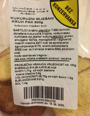 kukuruzni miješani kruh pak
