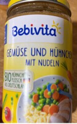 Gemüse und Hühnchen mit Nudeln