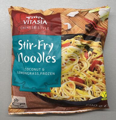 Stir-fry nudle s kokosovým mlékem a citrónovou trávou